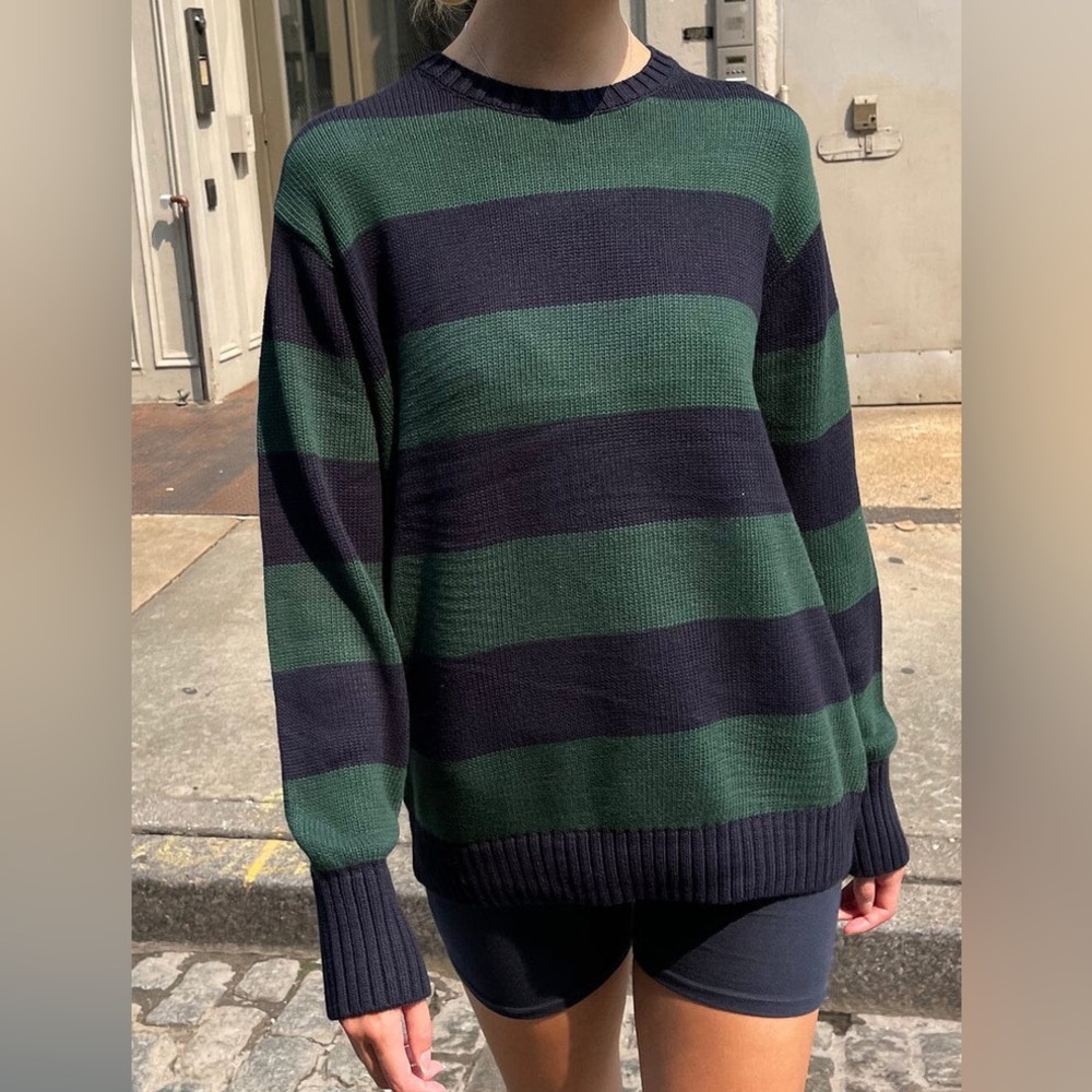 Brandy Melville Brianna Sweater